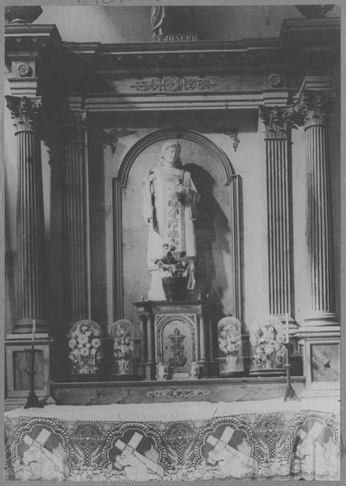 statue : Saint évêque