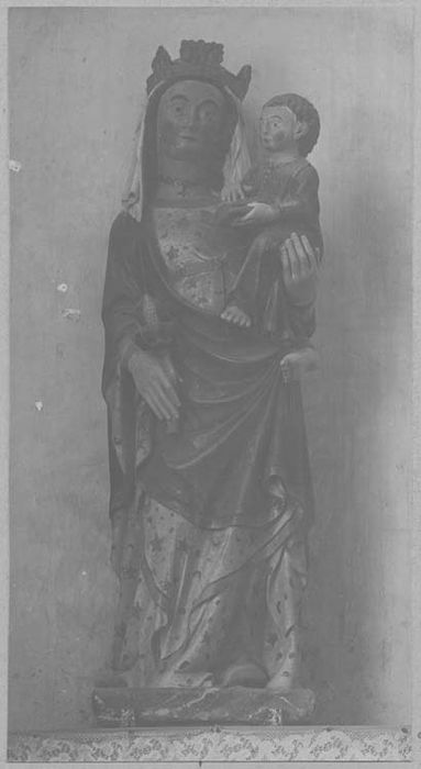 statue : Vierge à l'Enfant