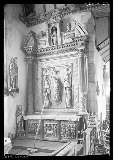 Retable de la Vierge en bois sculpté et au tombeau de l'autel : panneaux de l'ancien jubé