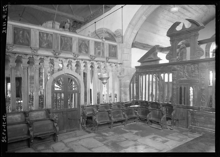 Jubé et cloître du choeur, pierre et bois : vue côté choeur