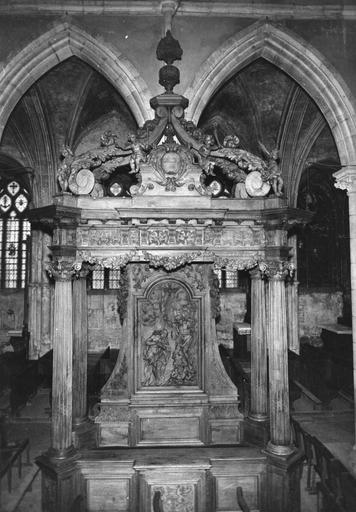 banc d'oeuvre, bois - © Ministère de la Culture (France), Médiathèque du patrimoine et de la photographie (objets mobiliers), tous droits réservés