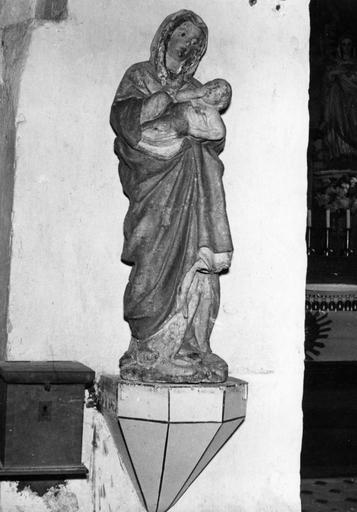 Statue : Vierge à l'Enfant