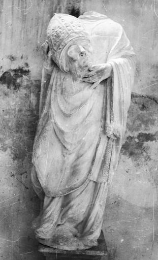 statue : Saint Didier, pierre