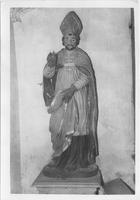 Statue : Saint Evêque bénissant