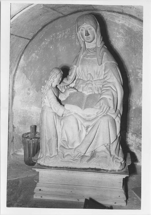 Statuette : Education de la Vierge - © Ministère de la Culture (France), Médiathèque du patrimoine et de la photographie, diffusion RMN-GP