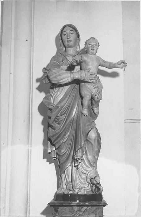 Statue : Vierge à l'Enfant - © Ministère de la Culture (France), Médiathèque du patrimoine et de la photographie, diffusion RMN-GP