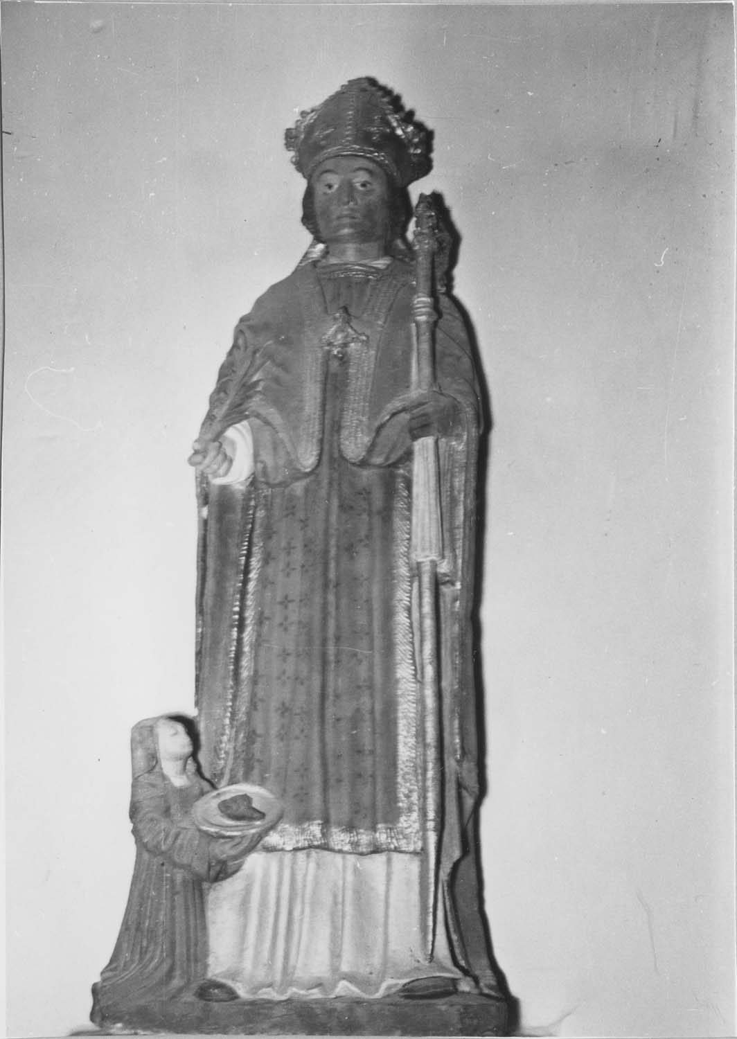 groupe sculpté : Sainte Blaise
