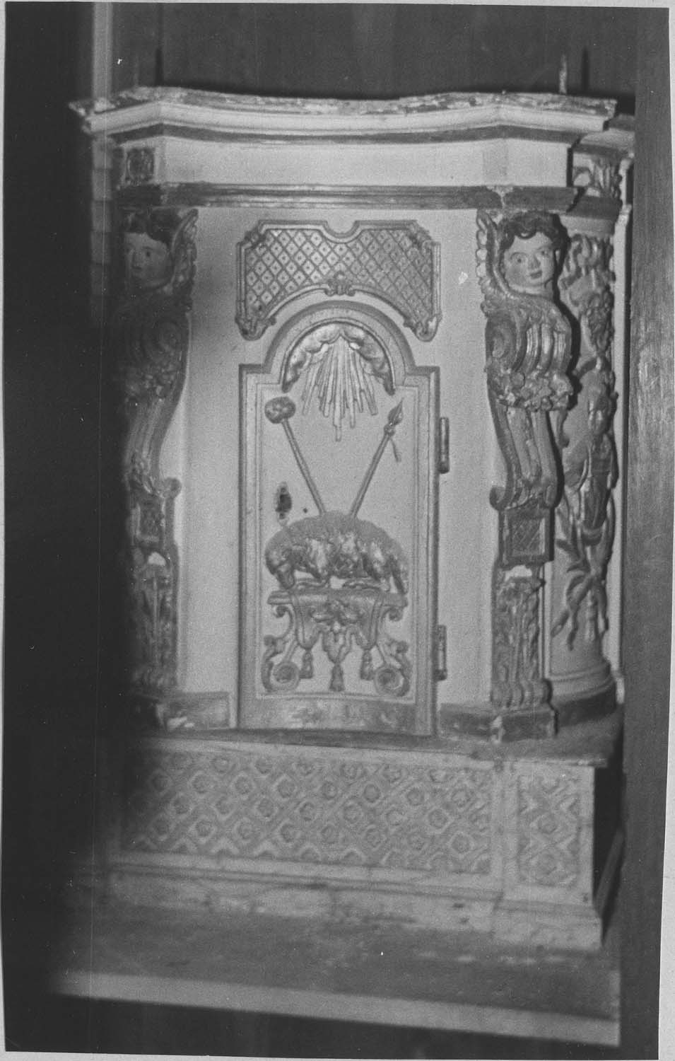 tabernacle, 2 bas-reliefs : Evangélistes (Les)