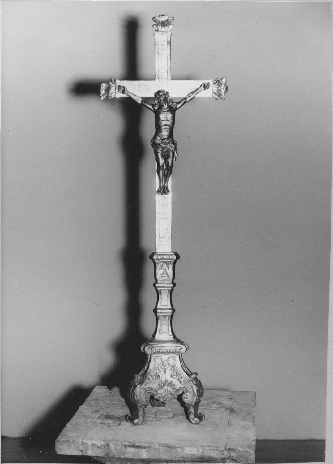 croix d'autel