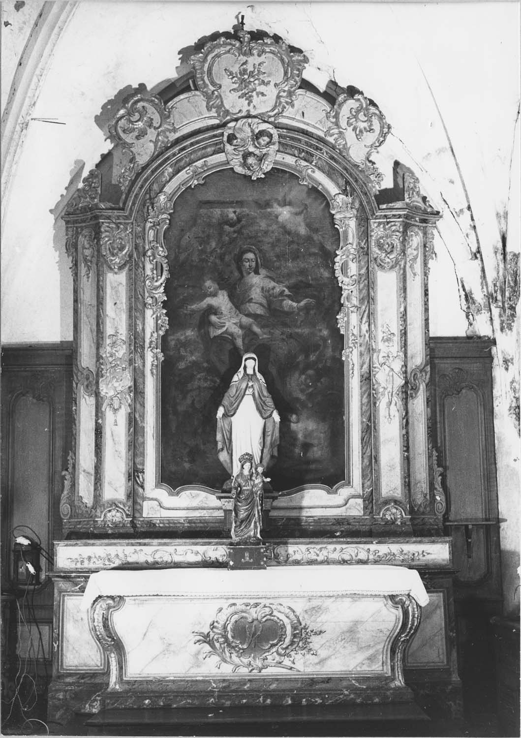 autel, retable, tableau : Vierge à l'Enfant - © Ministère de la Culture (France), Médiathèque du patrimoine et de la photographie, diffusion RMN-GP
