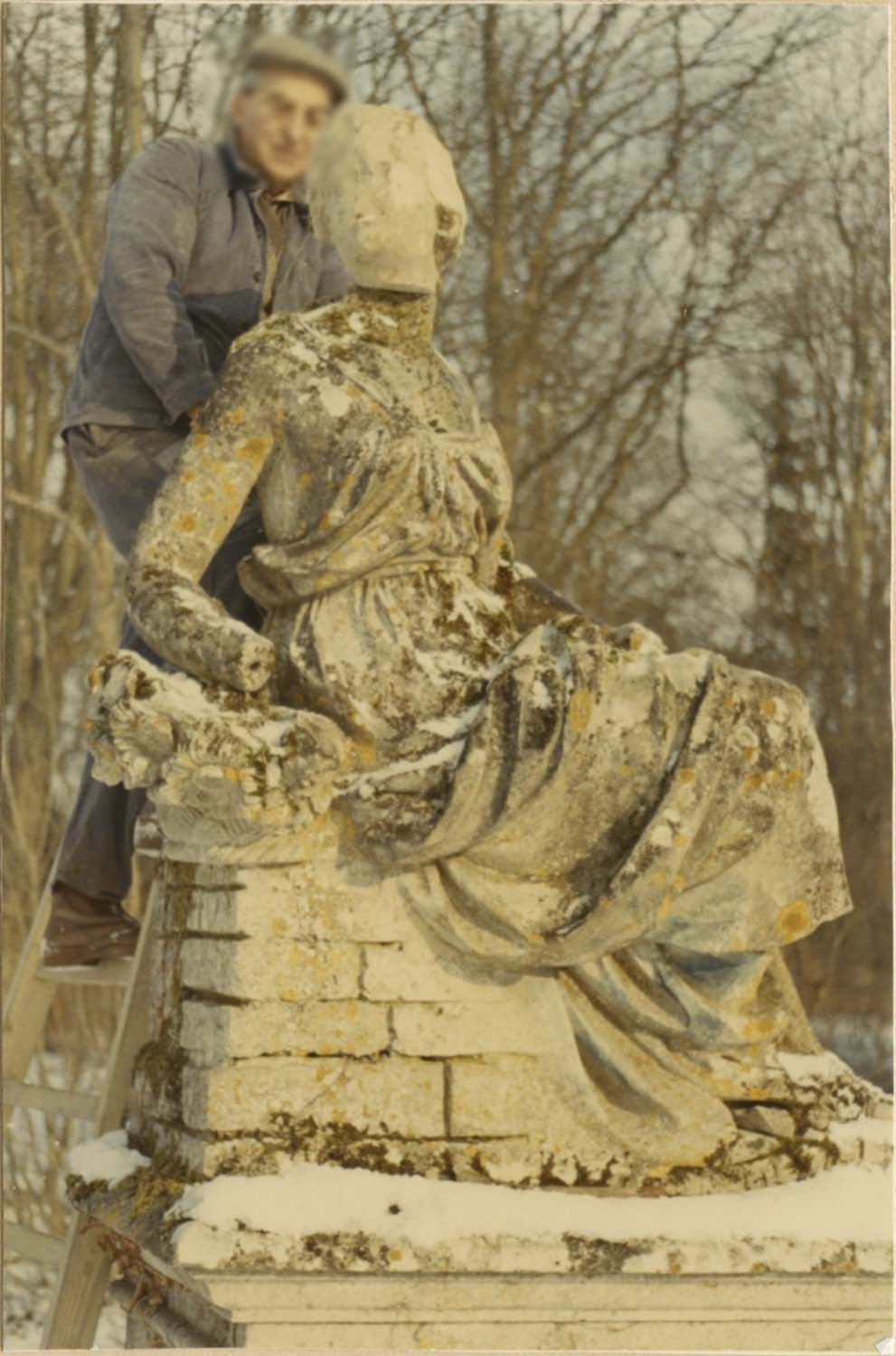 statue : Flore