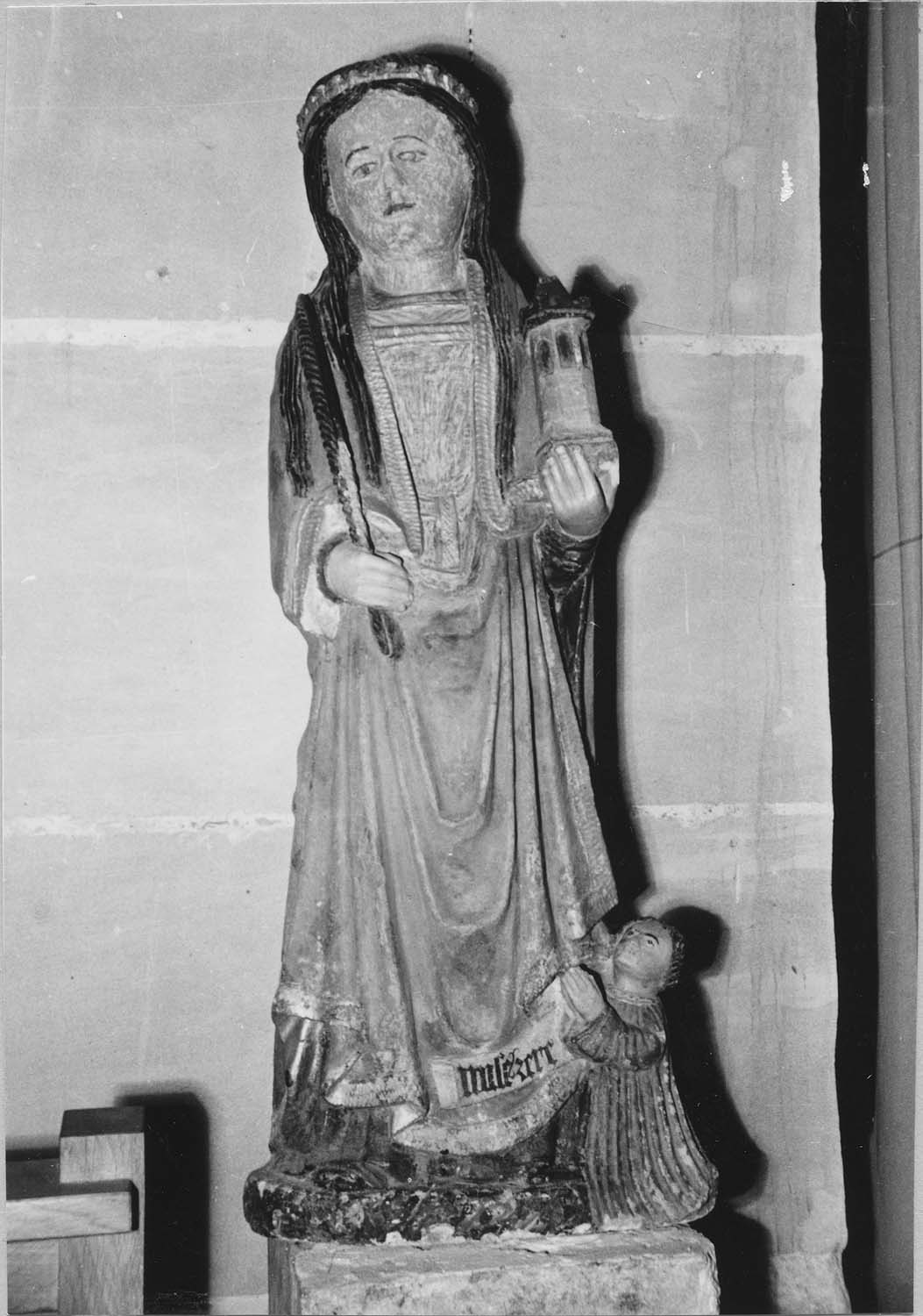 groupe sculpté : Sainte Barbe et un donateur