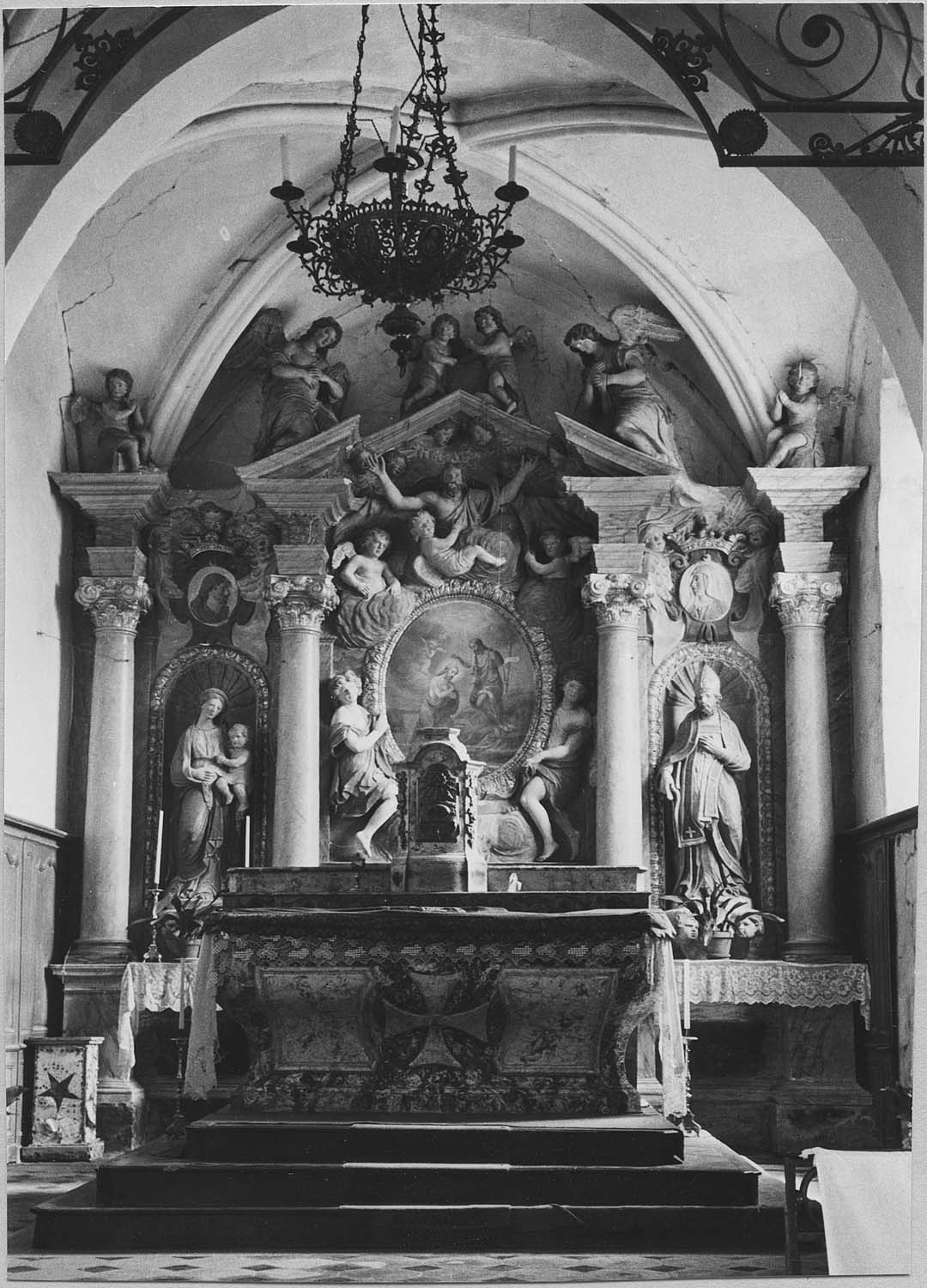 autel, tabernacle, retable, tableau, statues (maître-autel) - © Ministère de la Culture (France), Médiathèque du patrimoine et de la photographie, diffusion RMN-GP