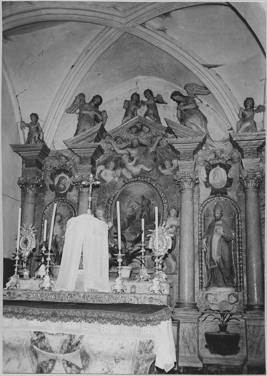 autel, tabernacle, retable, tableau, statues (maître-autel) - © Ministère de la Culture (France), Médiathèque du patrimoine et de la photographie, diffusion RMN-GP