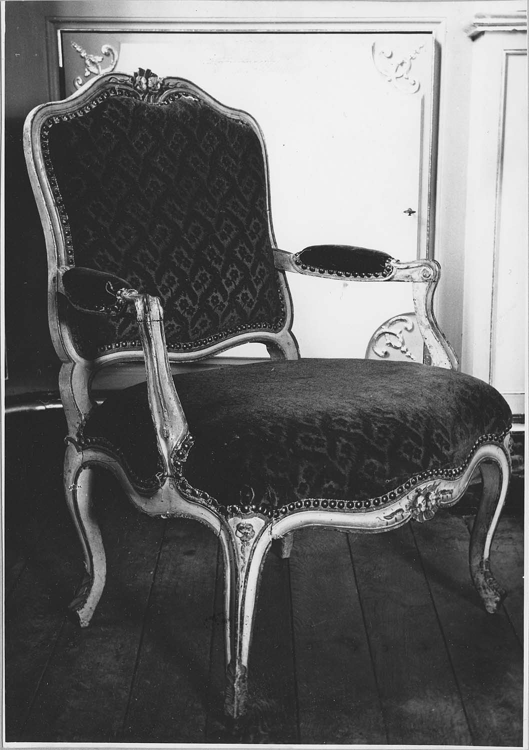 fauteuil, style Louis XV