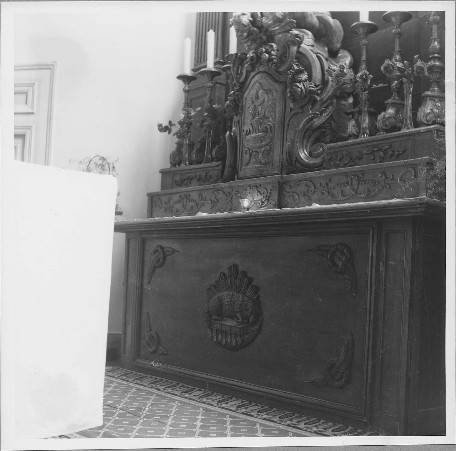 vue de biais de l’autel - © Ministère de la Culture (France), Médiathèque du patrimoine et de la photographie, diffusion RMN-GP