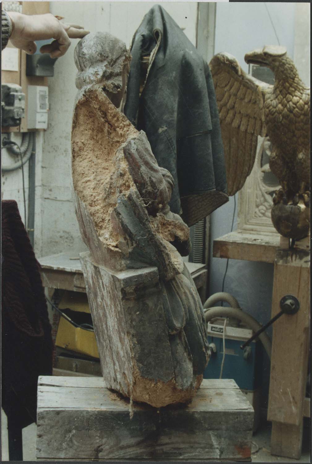 Groupe sculpté : Education de la Vierge