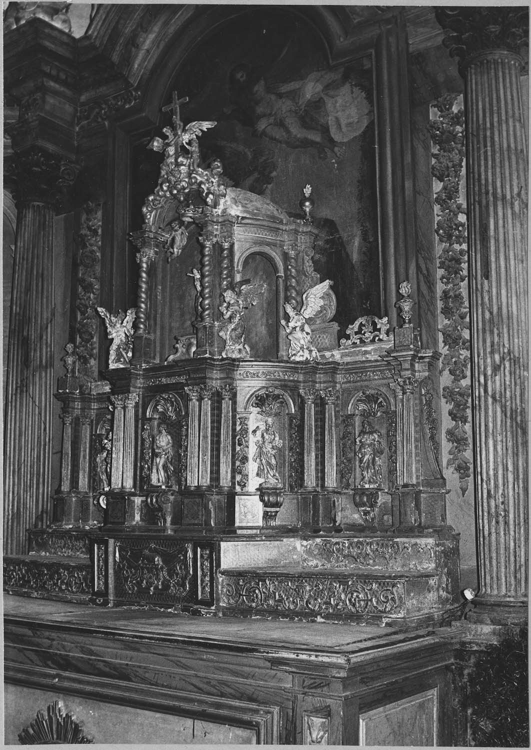 retable, tabernacle