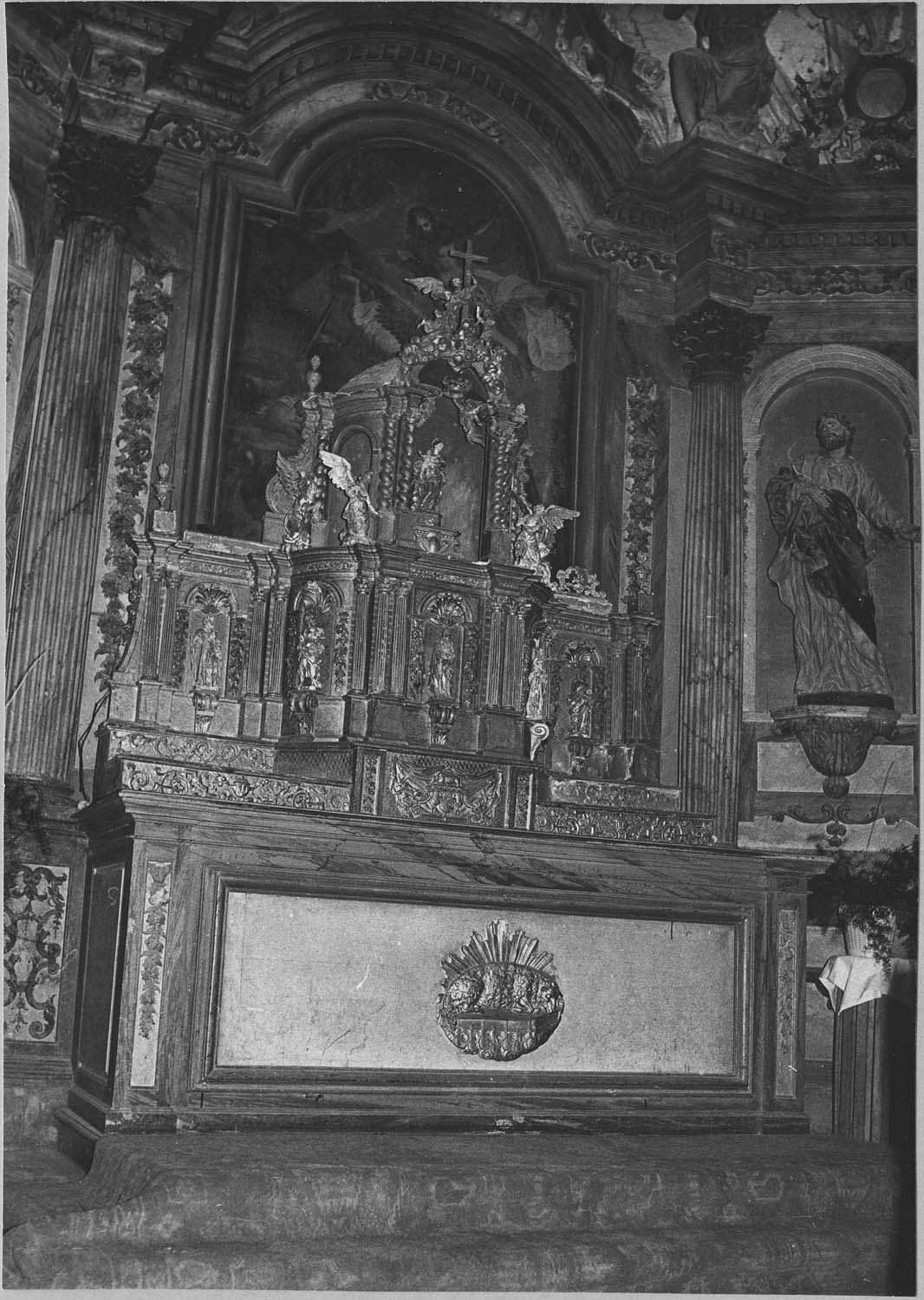 retable, tabernacle