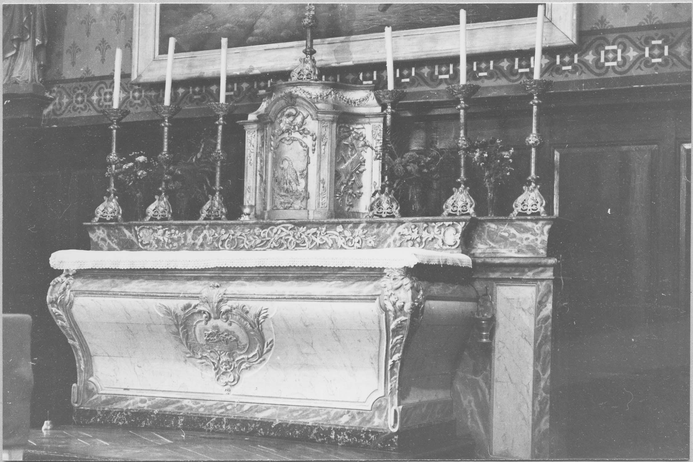 autel, gradin d'autel, tabernacle (maître-autel)