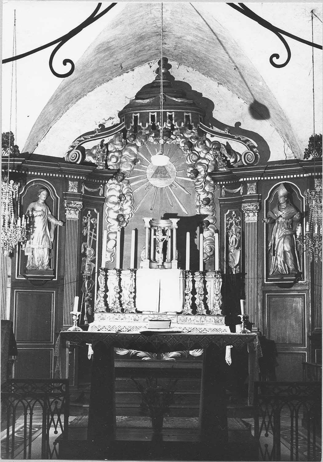 autel, retable (maître-autel)