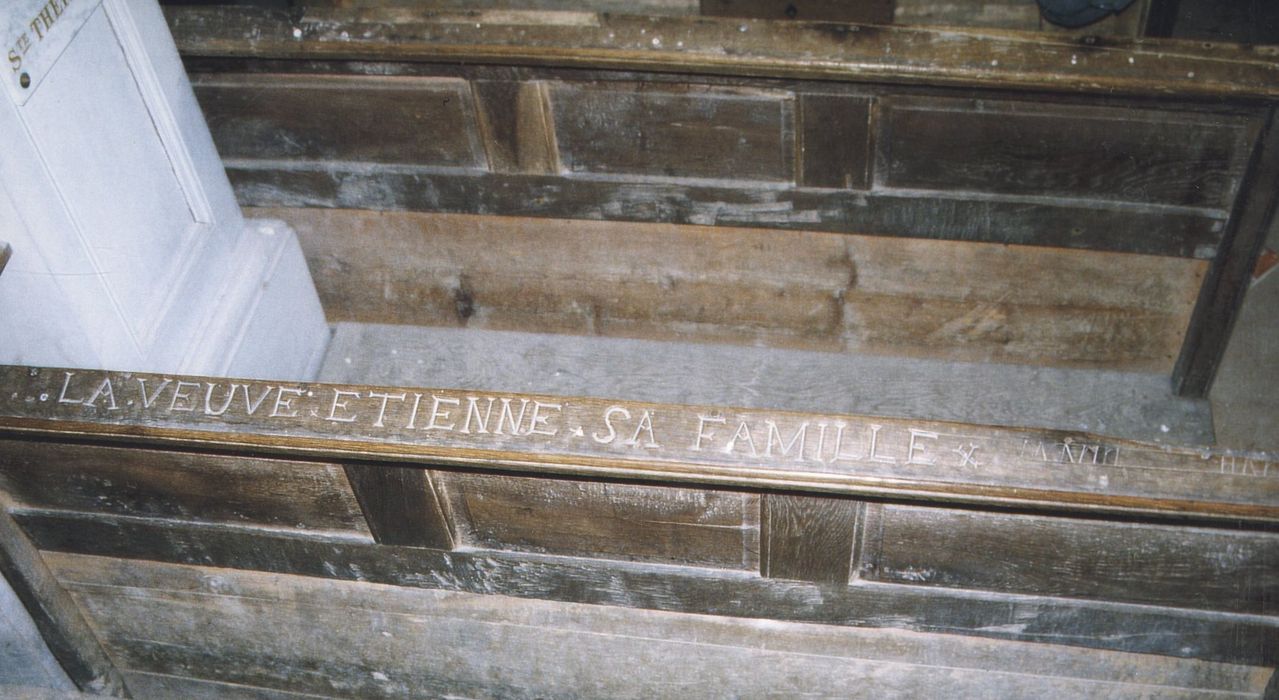 bancs de fidèles, détail