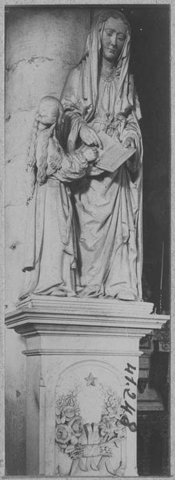 groupe sculpté : Sainte Anne et la Vierge enfant