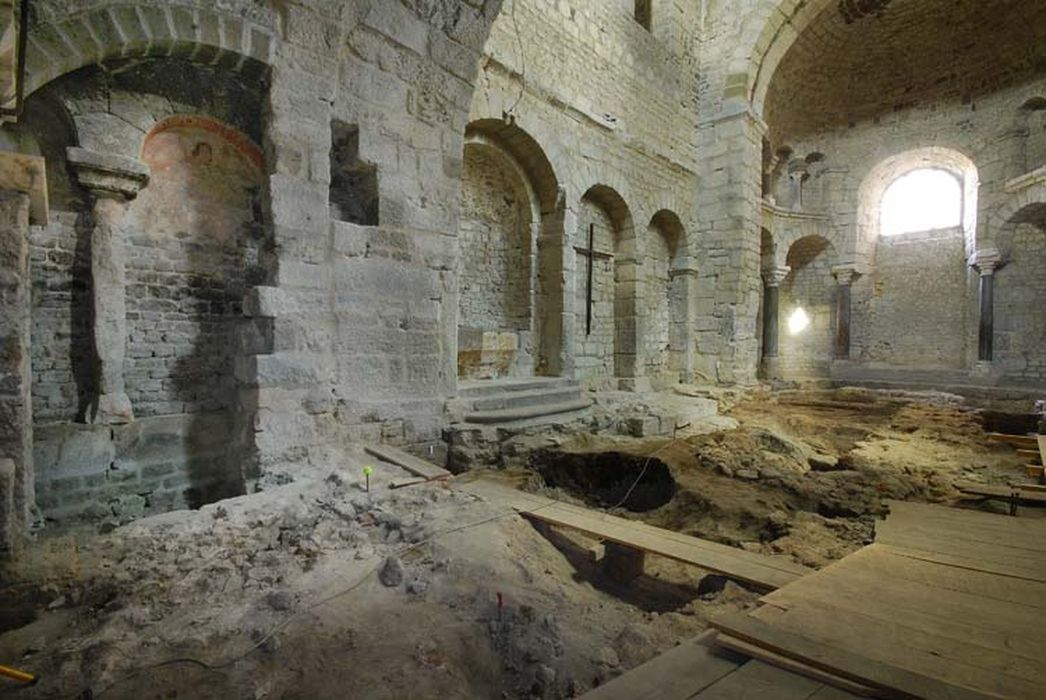 Baptistère Saint-Jean : Mur nord, vue générale