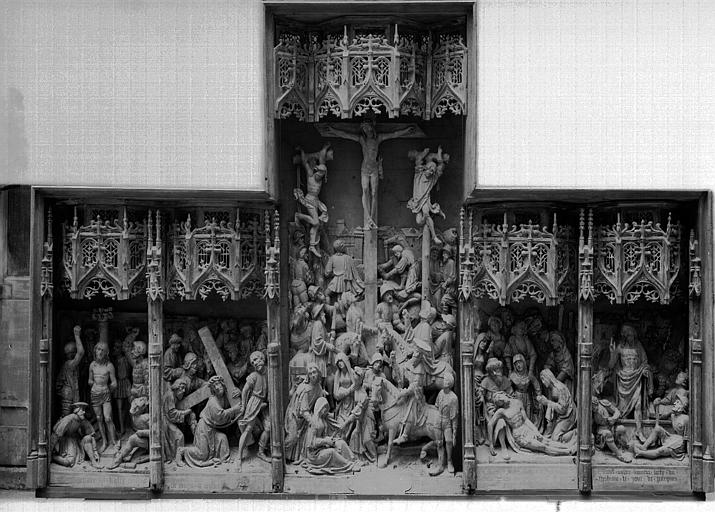 Retable en bois sculpté, école flamande, Scènes de la Passion : vue d'ensemble