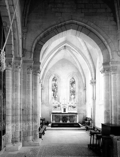 Intérieur : choeur à l'est