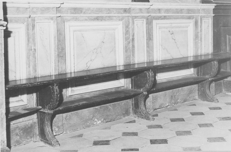 banquette, vue générale - © Ministère de la Culture (France), Médiathèque du patrimoine et de la photographie (objets mobiliers), tous droits réservés