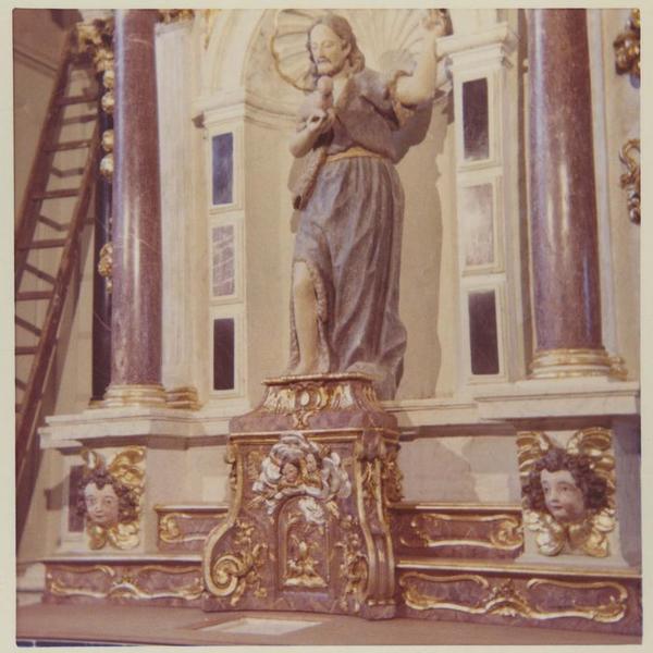 statue : saint Jean-Baptiste, vue générale