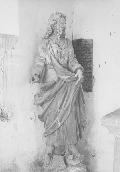 statue : Christ, vue générale