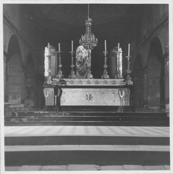 autel (maître-autel), vue générale - © Ministère de la Culture (France), Médiathèque du patrimoine et de la photographie (objets mobiliers), tous droits réservés