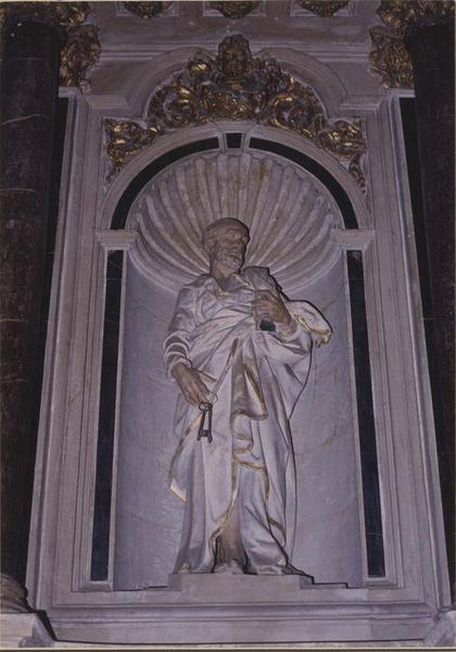 statue : saint Pierre, vue générale