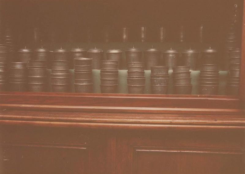 gobelets (timbales), vue générale - © Ministère de la Culture (France), Médiathèque du patrimoine et de la photographie (objets mobiliers), tous droits réservés
