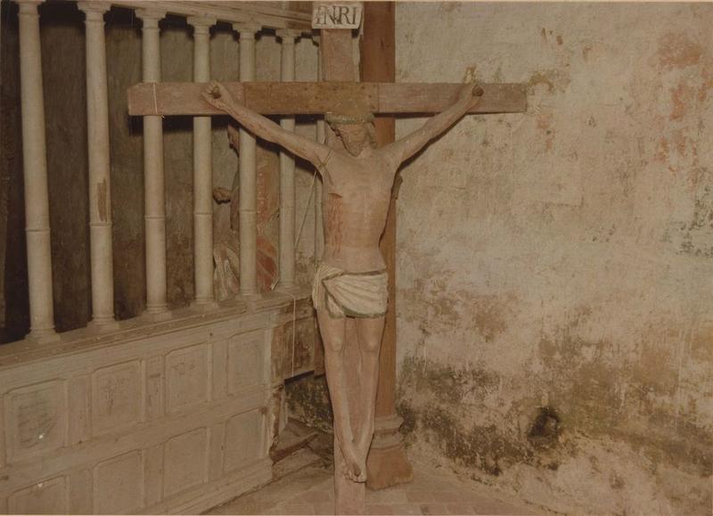 statue : Christ en croix, vue générale - © Ministère de la Culture (France), Médiathèque du patrimoine et de la photographie (objets mobiliers), tous droits réservés