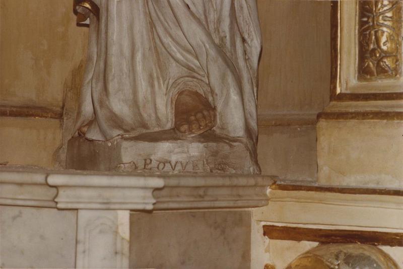 statue : Vierge à l'Enfant, détail de la signature