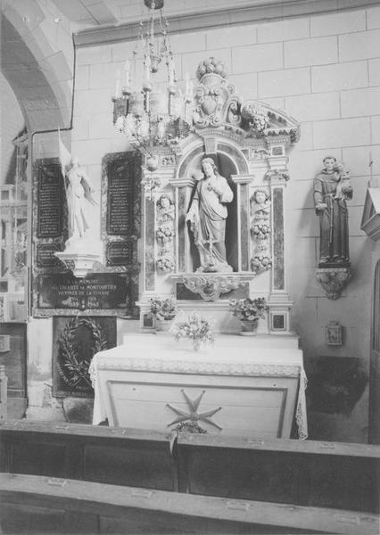 Autel et retable du Sacré-Coeur