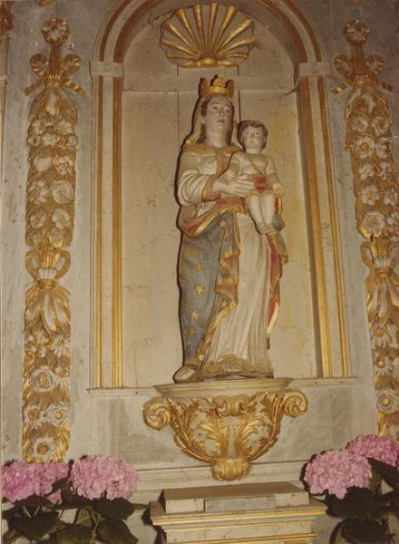 statue : Vierge à l'Enfant, vue générale - © Ministère de la Culture (France), Médiathèque du patrimoine et de la photographie (objets mobiliers), tous droits réservés