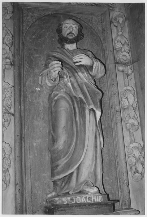 retable du maître-autel avec ses statues : Saint Joseph et Saint Joachim et son tableau d'autel : Sainte Anne - © Ministère de la Culture (France), Médiathèque du patrimoine et de la photographie, diffusion GrandPalaisRmn Photo