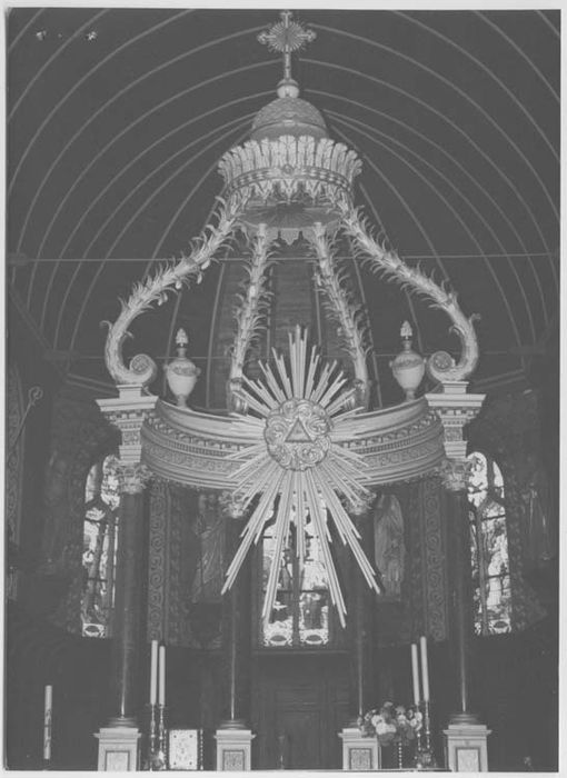 ciborium (baldaquin d'autel)