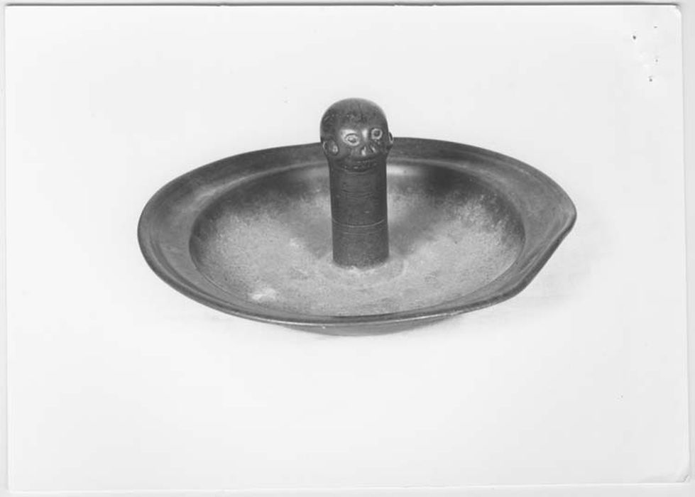 plat de quête - © Ministère de la Culture (France), Médiathèque du patrimoine et de la photographie, diffusion GrandPalaisRmn Photo