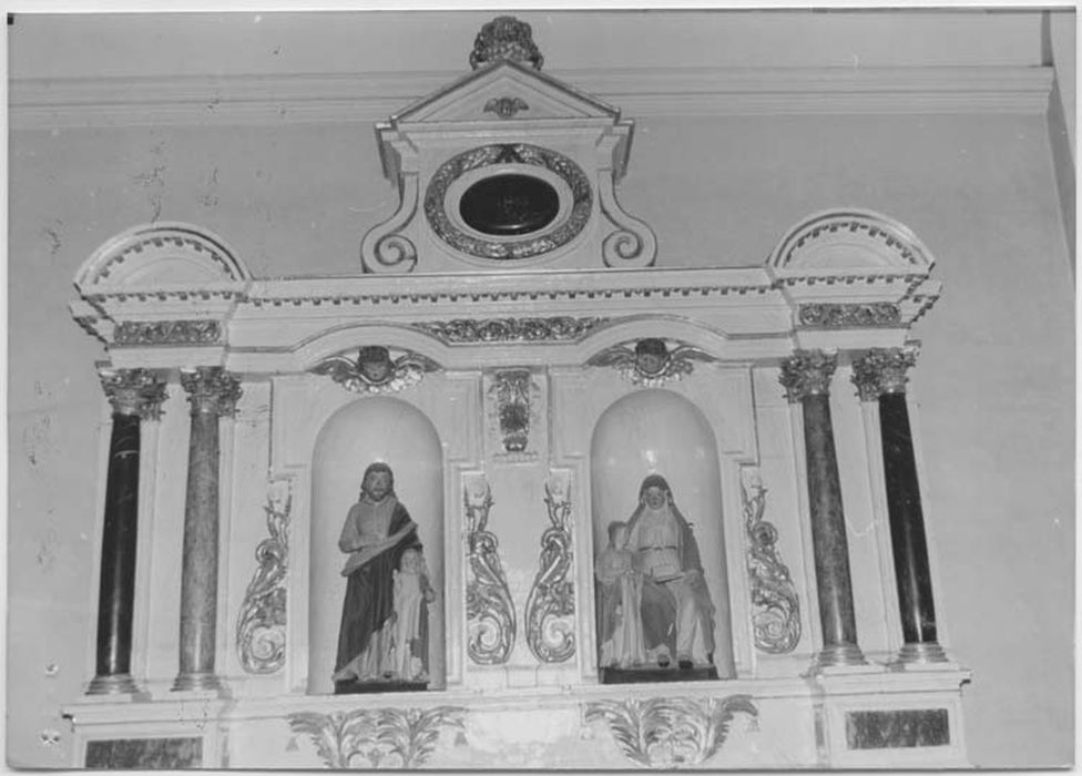 retable de la Sainte-Famille et ses deux statues