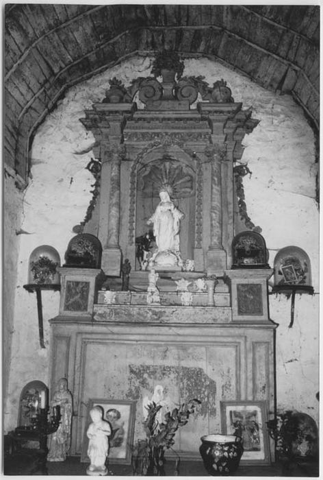 retable du maître-autel avec ses statues - © Ministère de la Culture (France), Médiathèque du patrimoine et de la photographie, diffusion GrandPalaisRmn Photo