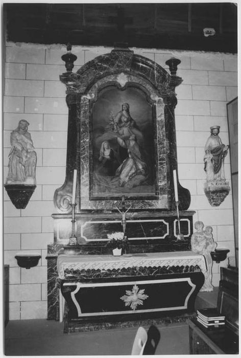 Retable de la Vierge, autel et tableau