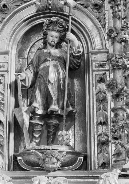 Retable du maître-autel, partie supérieure gauche : niche avec statue de saint Isidore