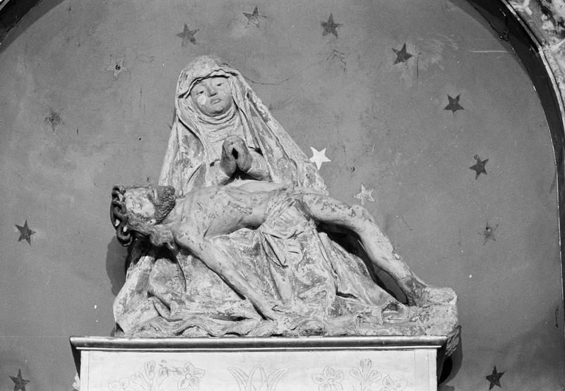 Groupe sculpté : Vierge de Pitié - © Ministère de la Culture (France), Médiathèque du patrimoine et de la photographie, diffusion RMN-GP
