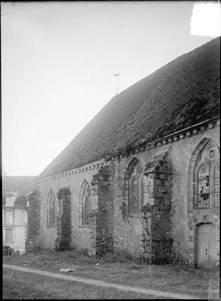 Façade nord, vue partielle