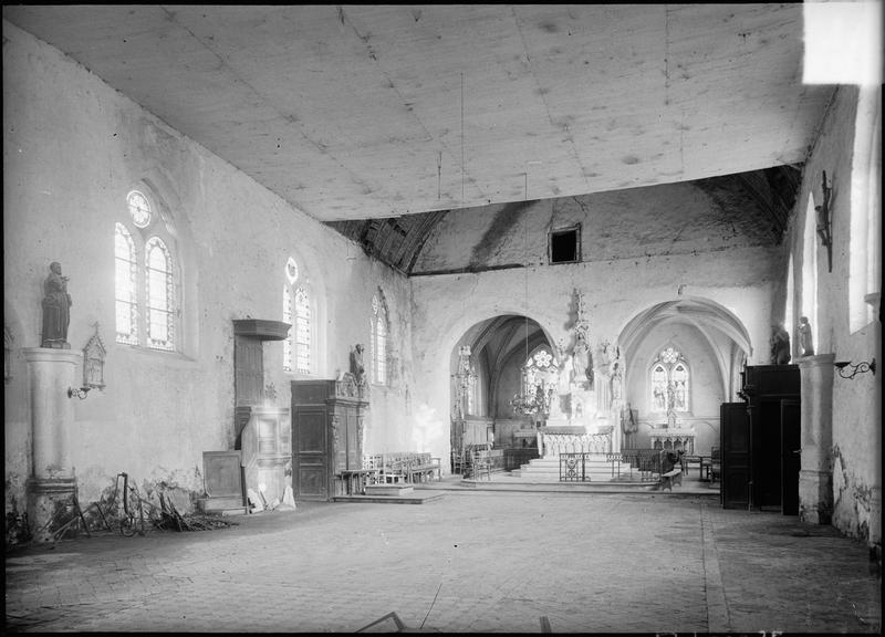 Intérieur : nef vers le choeur